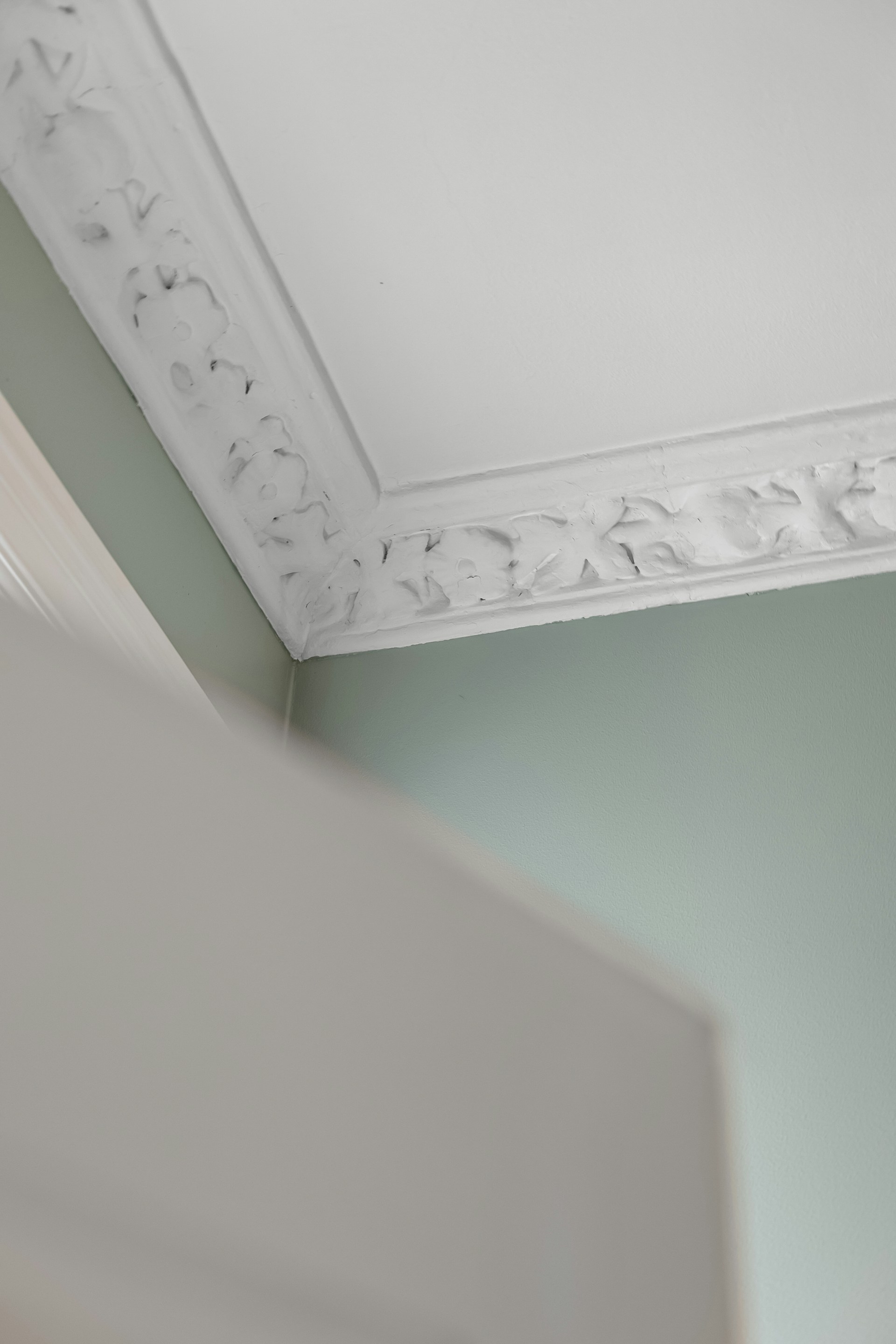 Ceiling & Trim Work